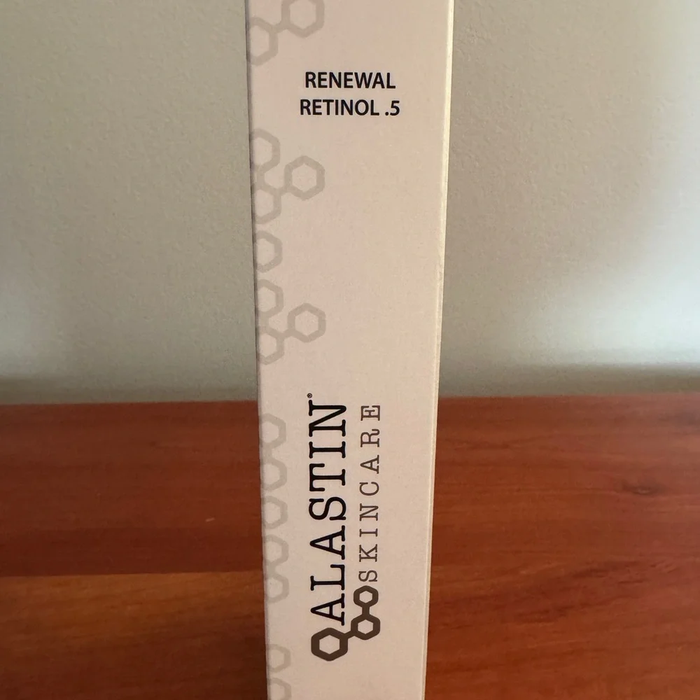 Alastin Skincare Renewal Retinol Set - Picture 1 of 4